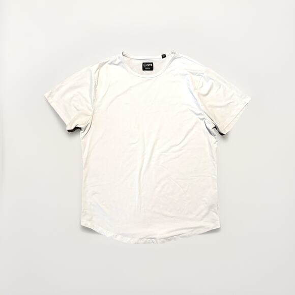 CUTS Curve Hem Minimal T-Shirt Men XXL White Stretchy Sustainable Basic Layering - Picture 1 of 9